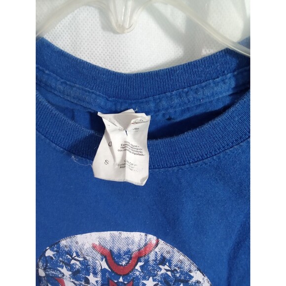 Fruit Of The Loom women Small blue Tee Shirt Skull American Flag Floral - Picture 4 of 11